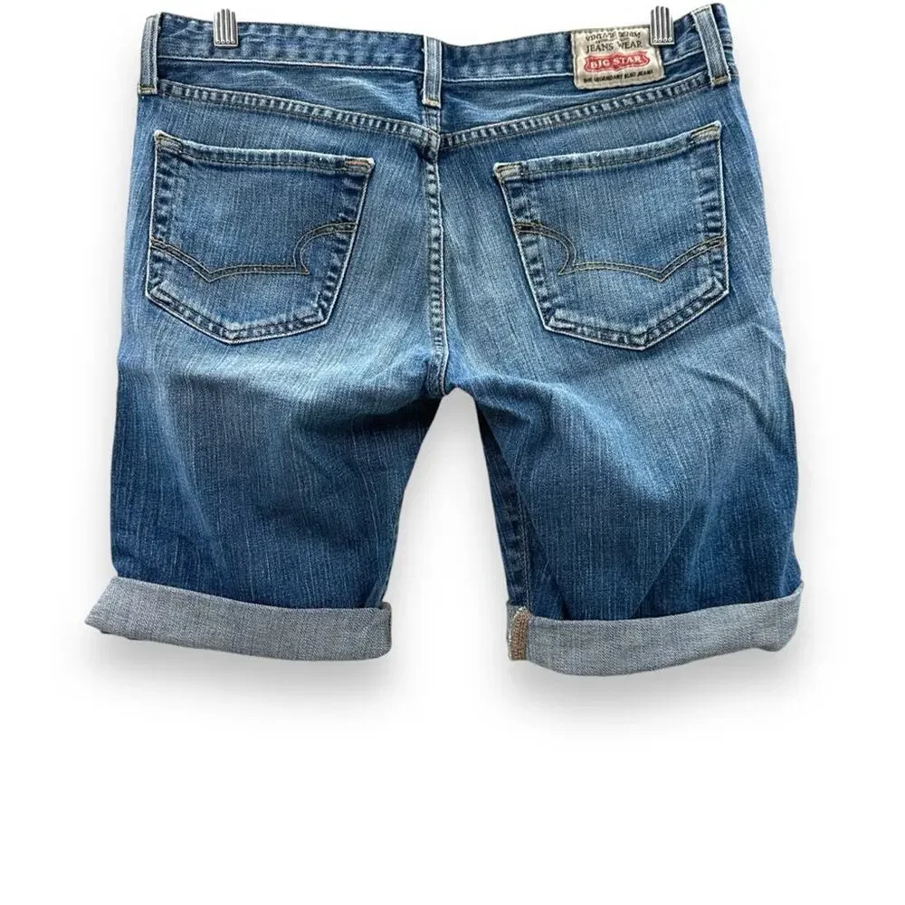 Big Star‎ Alexis Mid Rise Medium Washed Rolled Hem Bermuda Shorts Sz 31